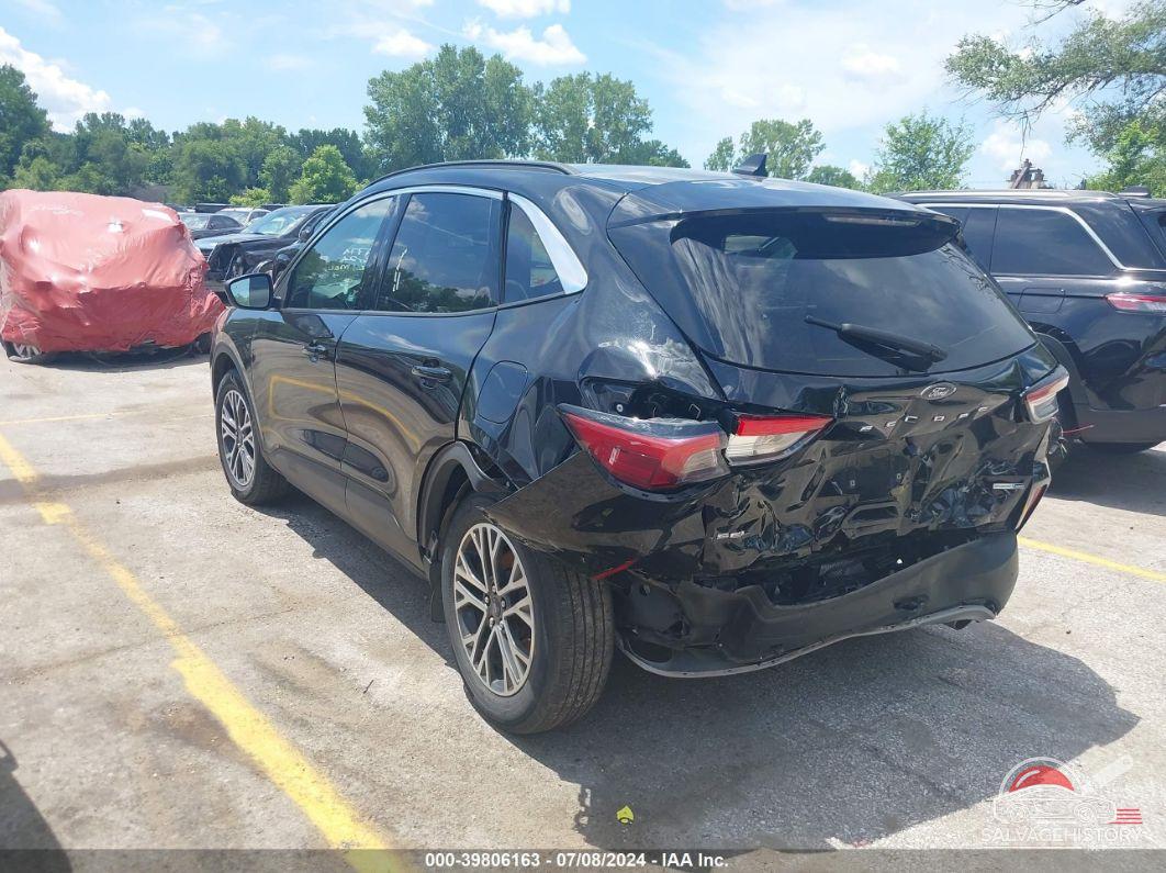 1FMCU9H9XLUB63532 2020 FORD ESCAPE photo no. 3