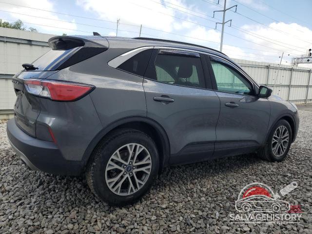 1FMCU0CZ2MUA68886 2021 FORD ESCAPE photo no. 3