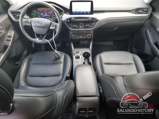 1FMCU0CZ2MUA68886 2021 FORD ESCAPE photo no. 8