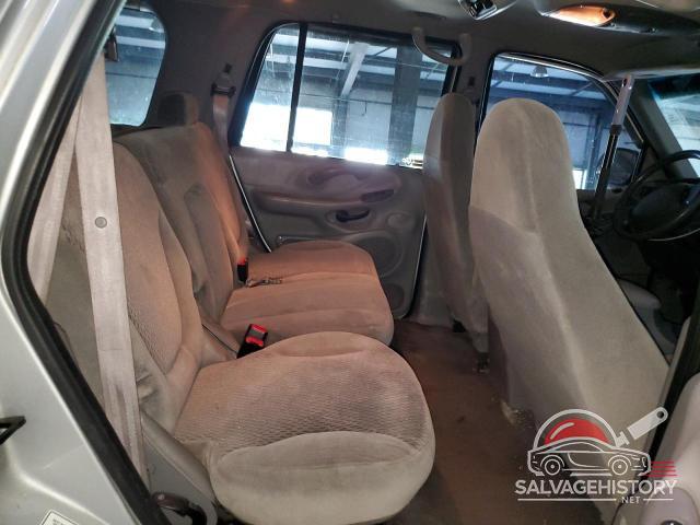 1FMPU18L3XLB89397 1999 FORD EXPEDITION photo no. 10