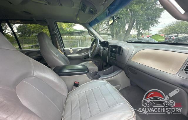 1FMRU15W71LB42257 2001 FORD EXPEDITION photo no. 5