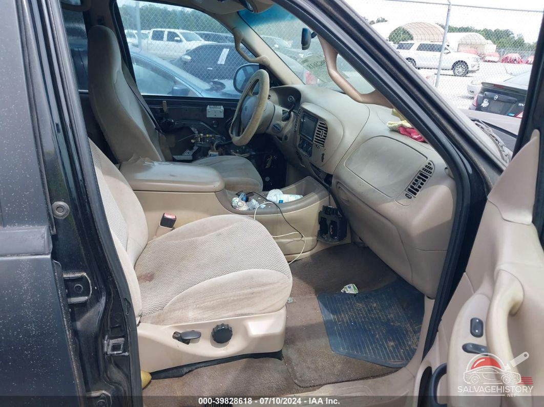 1FMRU15W12LA14338 2002 FORD EXPEDITION photo no. 5