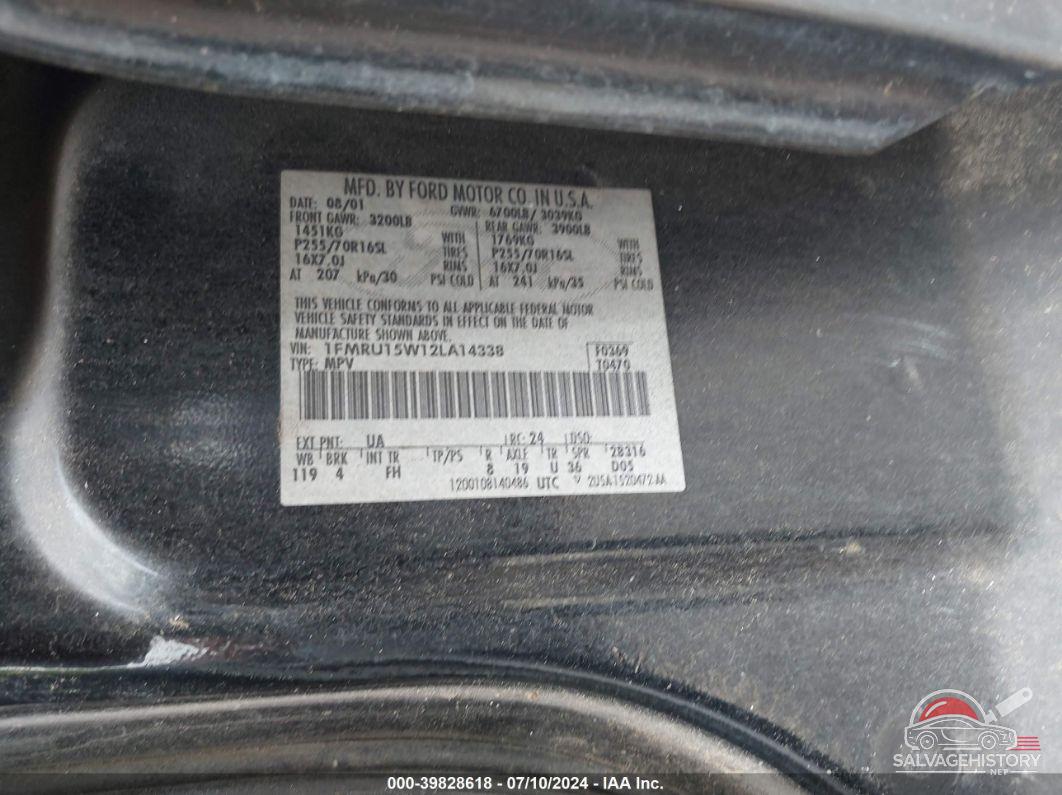 1FMRU15W12LA14338 2002 FORD EXPEDITION photo no. 9