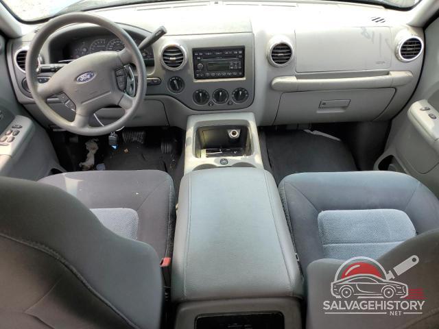 1FMPU16L54LA74766 2004 FORD EXPEDITION photo no. 8