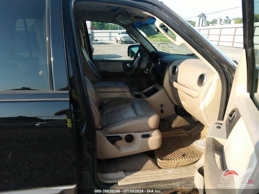 1FMPU18L44LA19982 2004 FORD EXPEDITION photo no. 5
