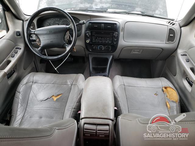 1FMYU70E0YUA48593 2000 FORD EXPLORER photo no. 8