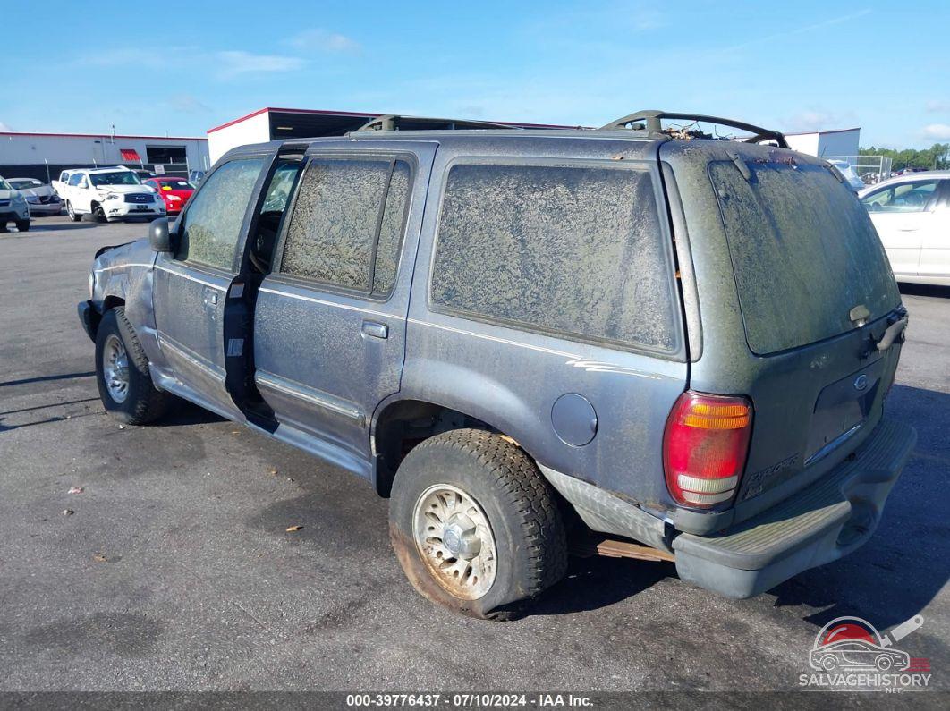 1FMZU62X8YUB32724 2000 FORD EXPLORER photo no. 3