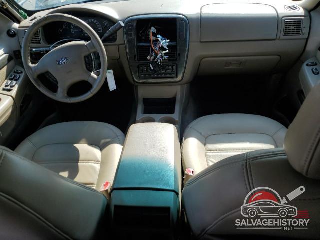 1FMDU65W62ZA75446 2002 FORD EXPLORER photo no. 8