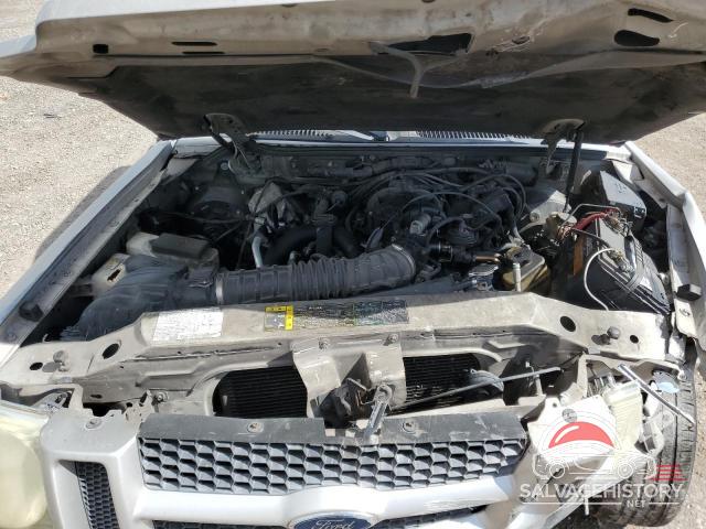 1FMZU67K54UB94122 2004 FORD EXPLORER photo no. 11