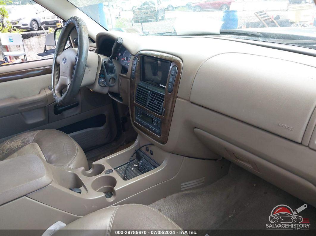 1FMDU74E45UB22537 2005 FORD EXPLORER photo no. 5