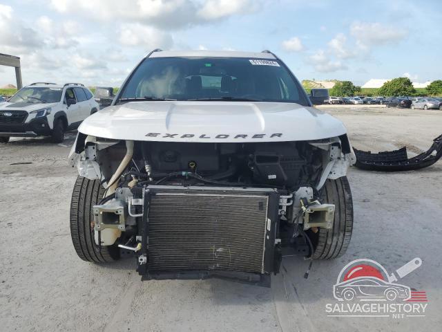 1FM5K7D88HGD15894 2017 FORD EXPLORER photo no. 5