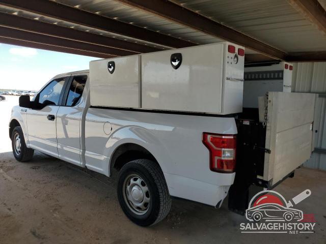 1FTEX1C52JKE82037 2018 FORD F-150 photo no. 2