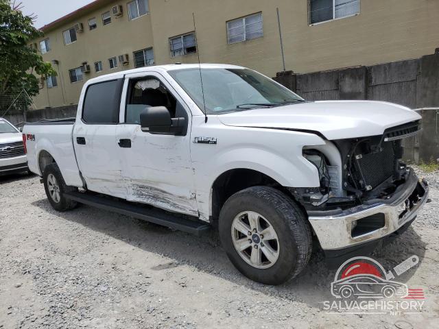 1FTFW1E58JKE96352 2018 FORD F-150 photo no. 4