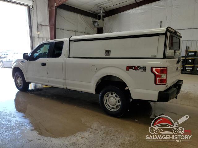 1FTFX1E53JKF26211 2018 FORD F-150 photo no. 2