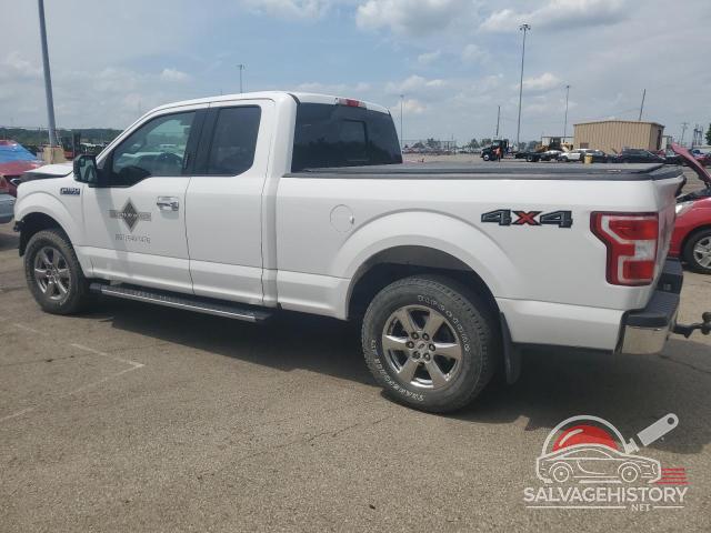 1FTFX1EG6JKC64136 2018 FORD F-150 photo no. 2