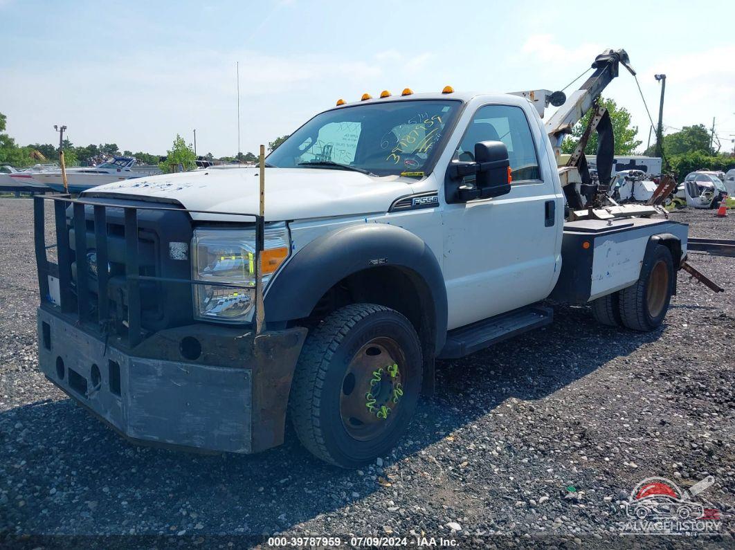 1FDUF5HT1EEB52872 2014 FORD F-550 CHASSIS photo no. 2