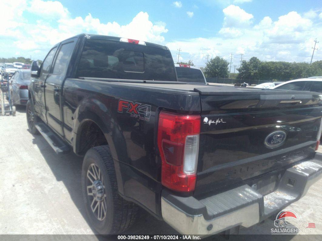 1FT7W2BT1JEB27747 2018 FORD F250 photo no. 3