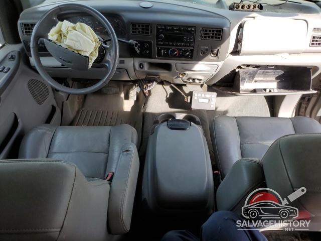 1FTSX31P74ED61767 2004 FORD F350 photo no. 8