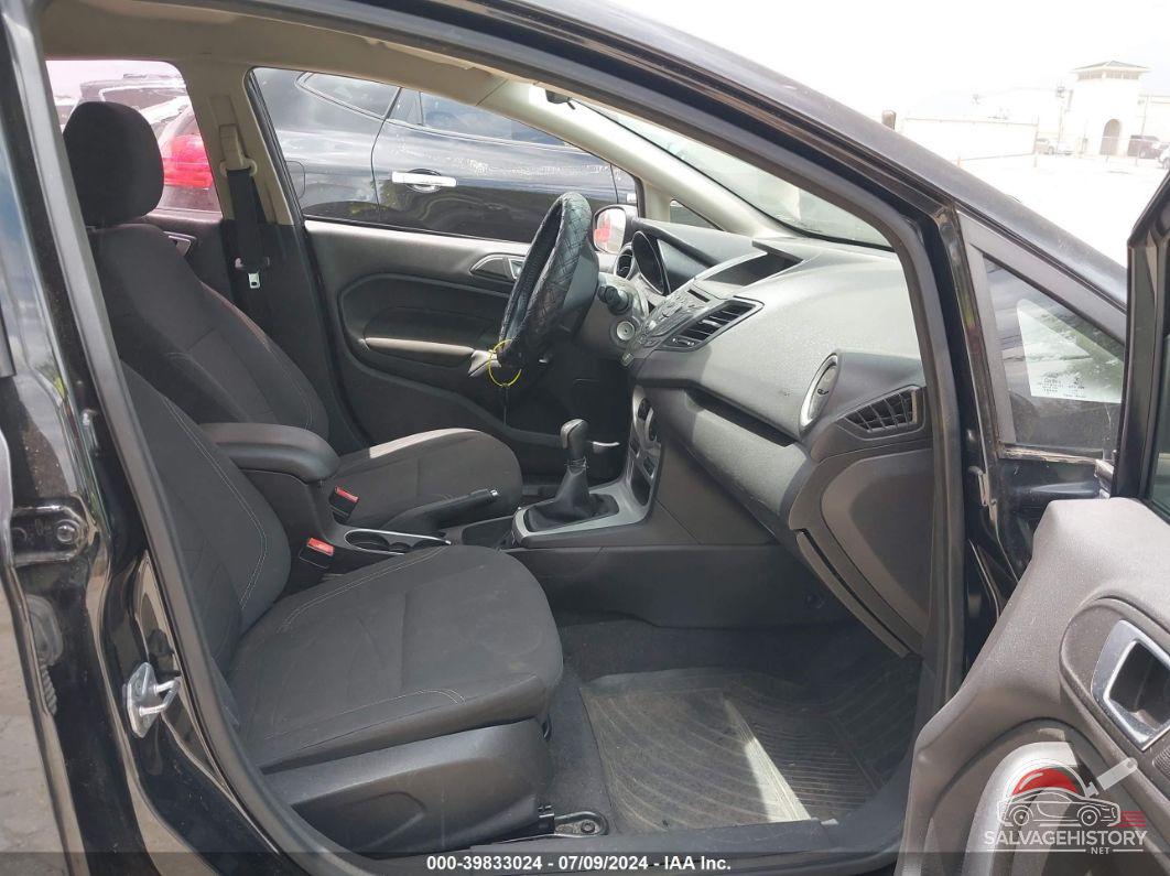 3FADP4BE8FM220589 2015 FORD FIESTA photo no. 5