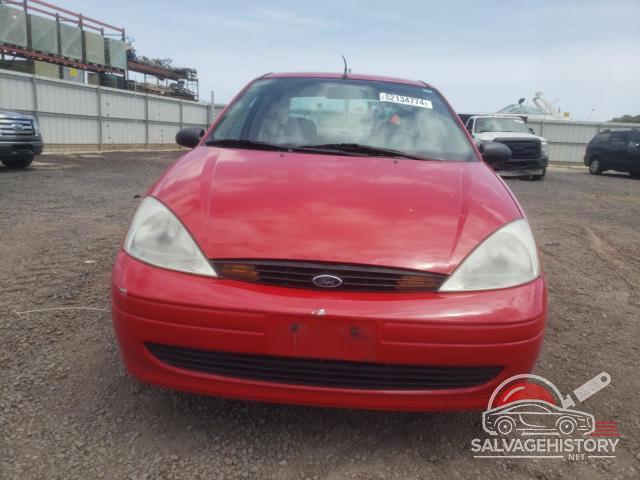 1FAFP3434YW256913 2000 FORD FOCUS photo no. 5