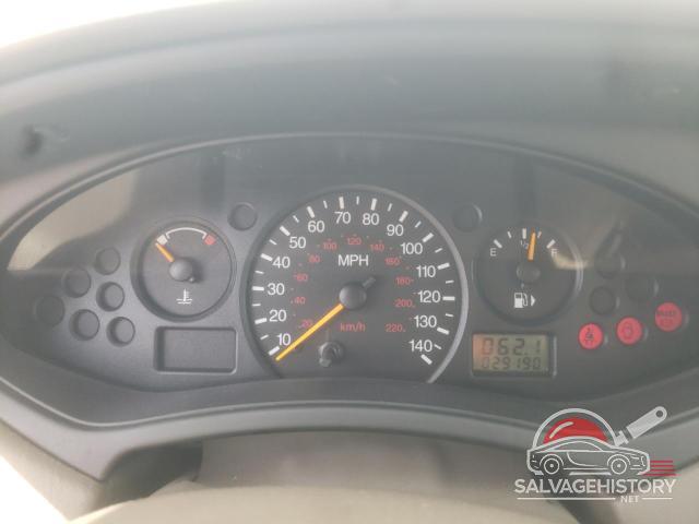 1FAFP3434YW256913 2000 FORD FOCUS photo no. 9