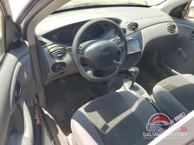 1FAFP33PX4W130067 2004 FORD FOCUS photo no. 8