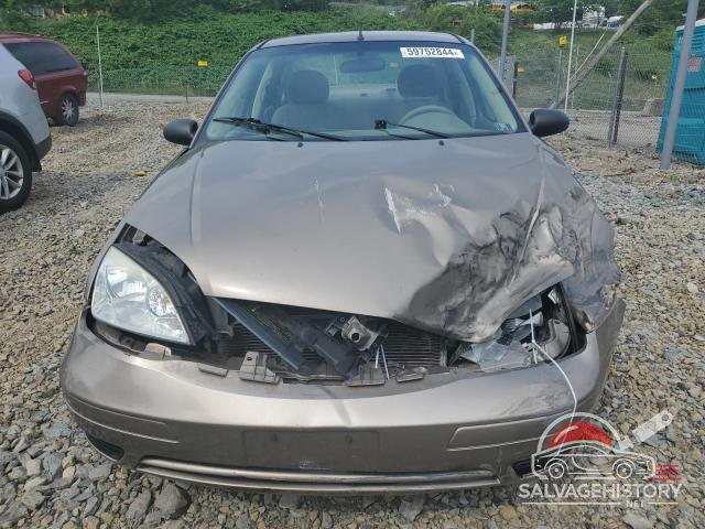 1FAFP34N15W196358 2005 FORD FOCUS photo no. 5