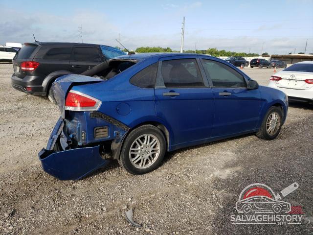 1FAHP3FN4AW246704 2010 FORD FOCUS photo no. 3