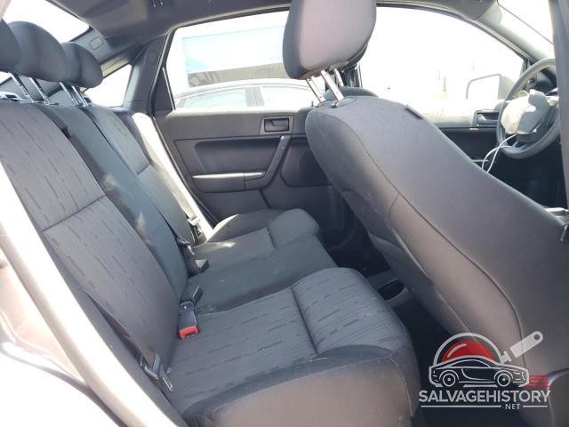 1FAHP3FN9AW227985 2010 FORD FOCUS photo no. 10