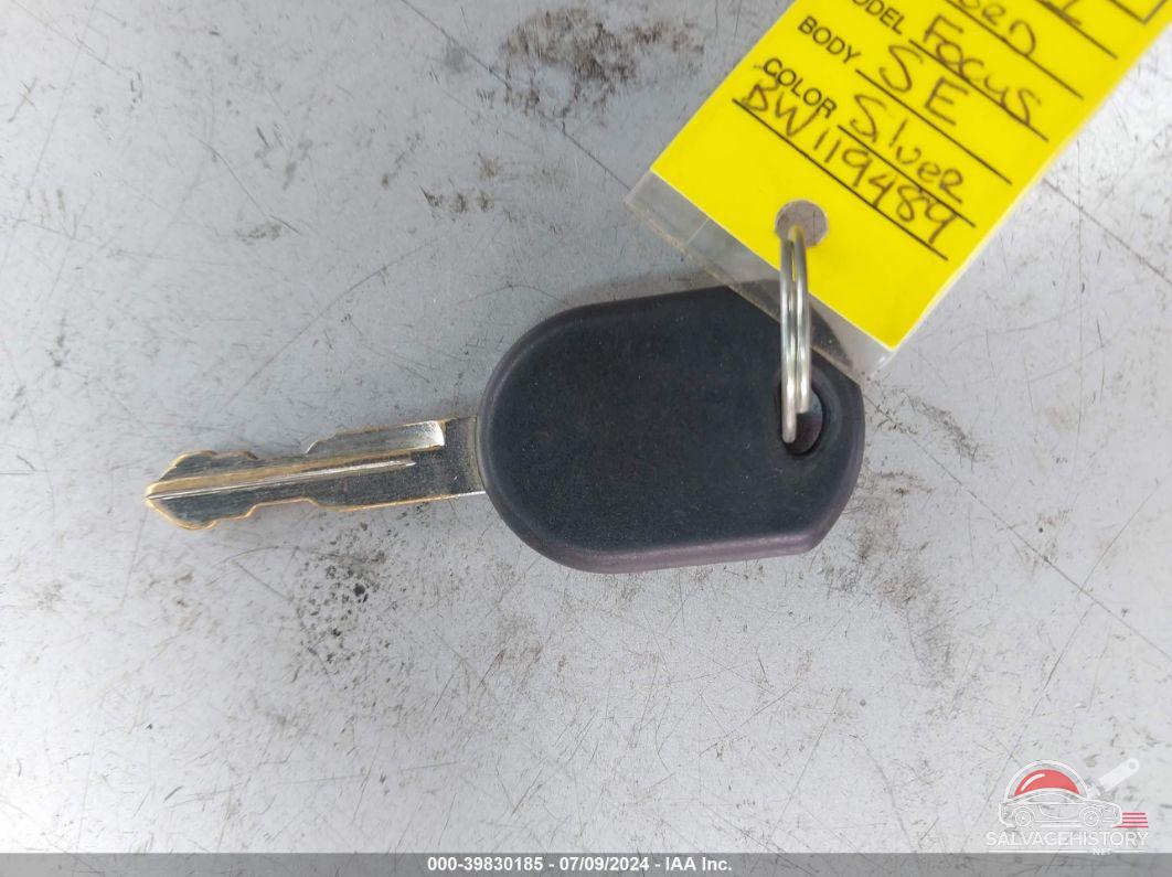 1FAHP3FN3BW119489 2011 FORD FOCUS photo no. 11