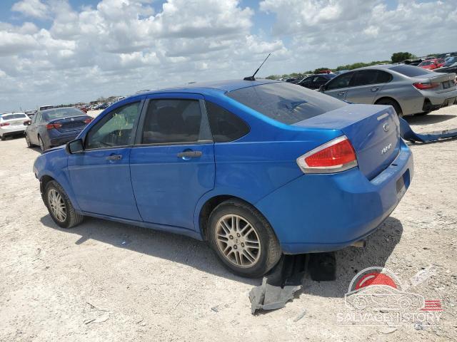 1FAHP3FN6BW181243 2011 FORD FOCUS photo no. 2