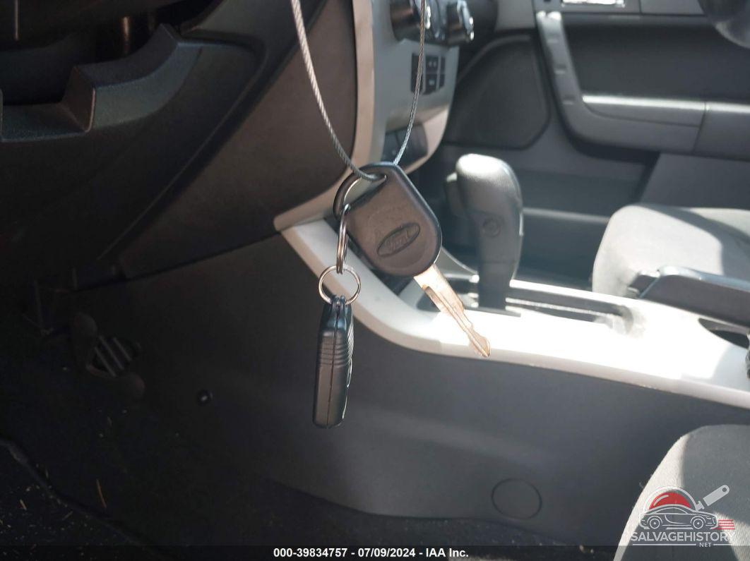 1FAHP3GN1BW102298 2011 FORD FOCUS photo no. 11