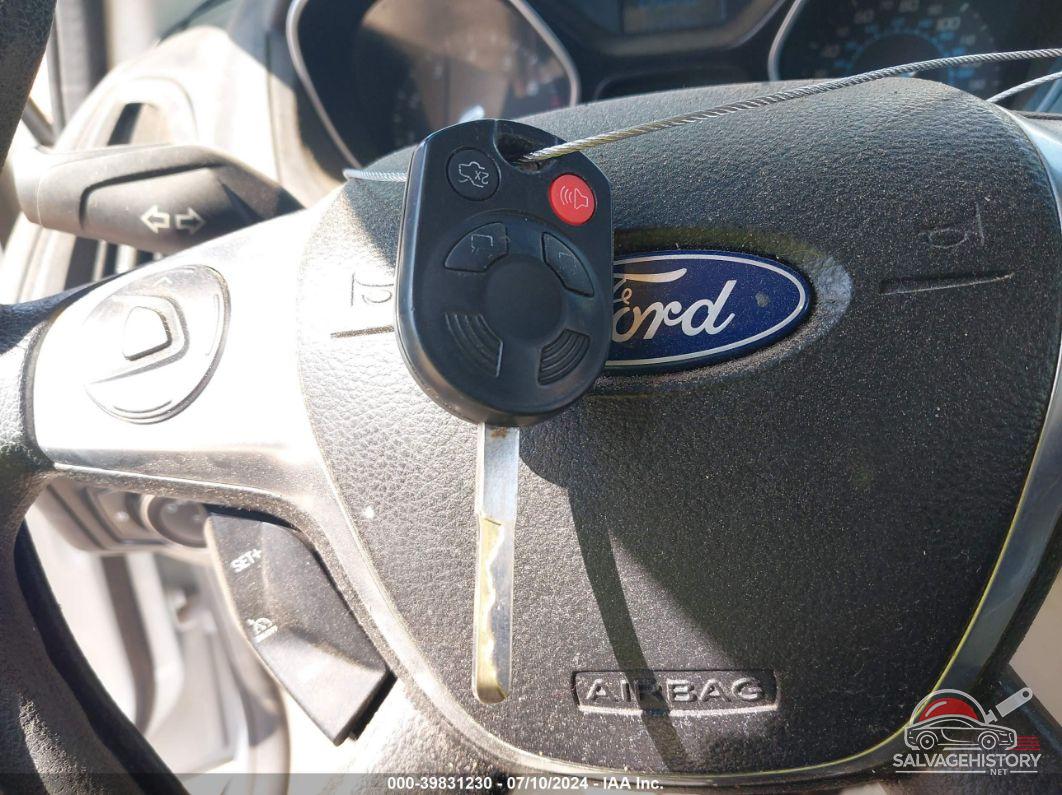 1FAHP3F20CL244250 2012 FORD FOCUS photo no. 11