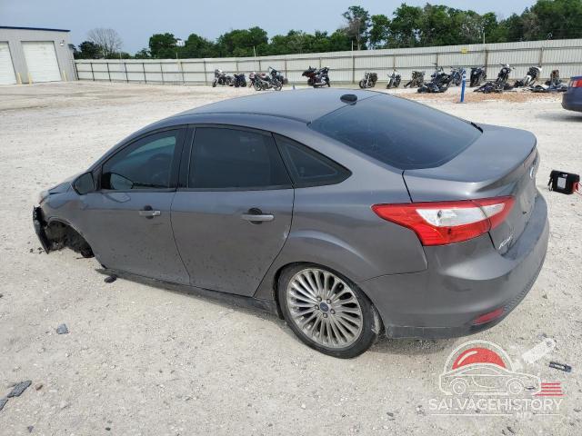 1FAHP3F21CL449222 2012 FORD FOCUS photo no. 2