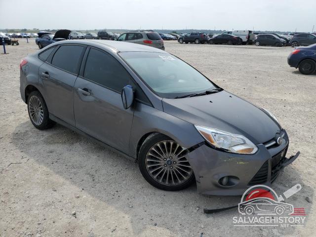 1FAHP3F21CL449222 2012 FORD FOCUS photo no. 4