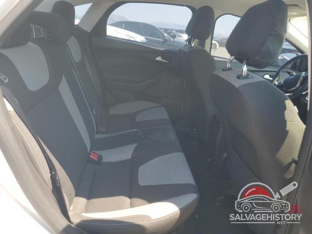 1FAHP3F23CL355150 2012 FORD FOCUS photo no. 10