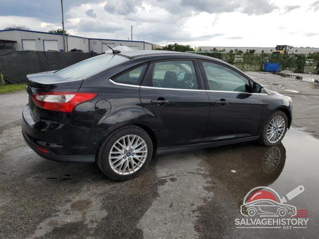 1FAHP3H22CL171895 2012 FORD FOCUS photo no. 3