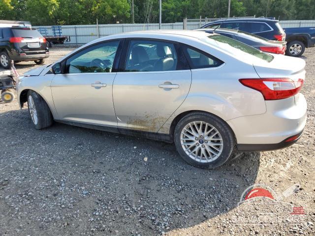 1FAHP3H22CL385561 2012 FORD FOCUS photo no. 2