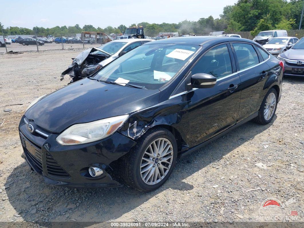 1FAHP3H28CL339782 2012 FORD FOCUS photo no. 2