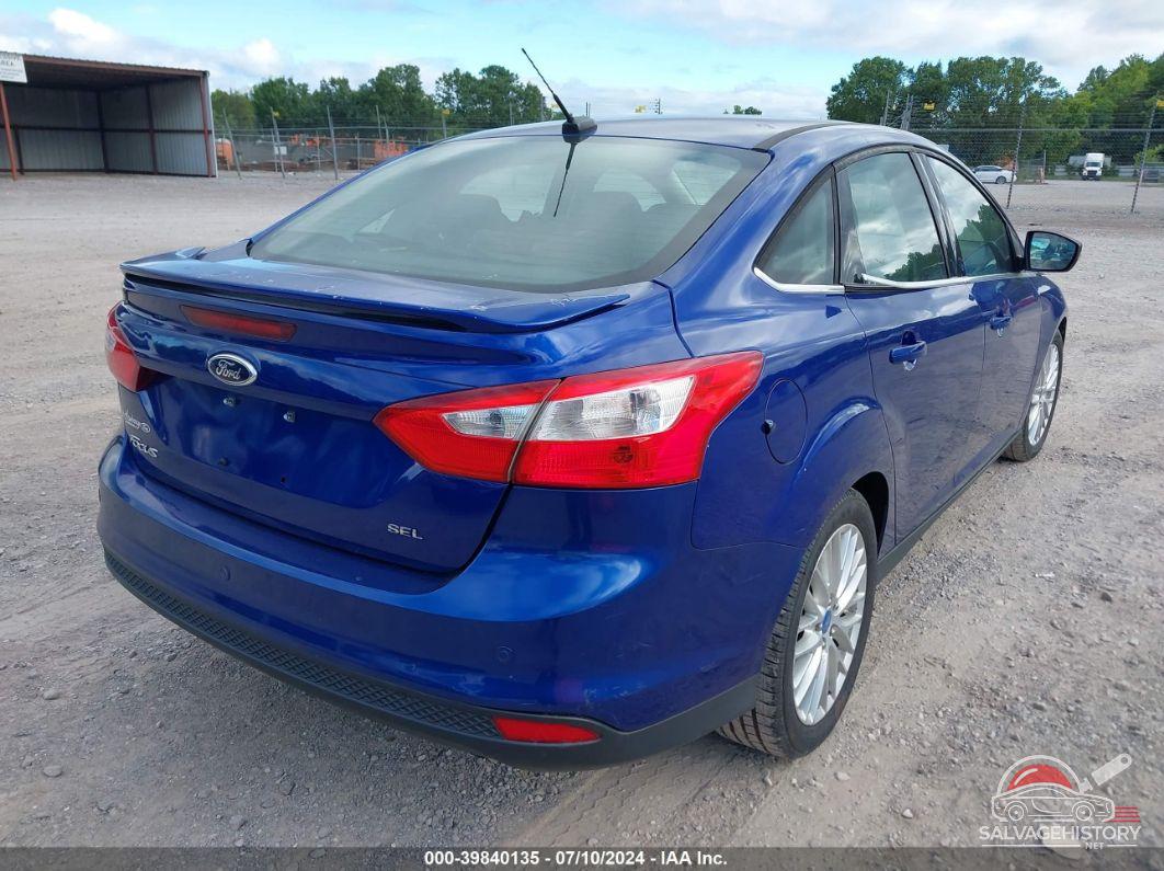 1FAHP3H2XCL398980 2012 FORD FOCUS photo no. 4