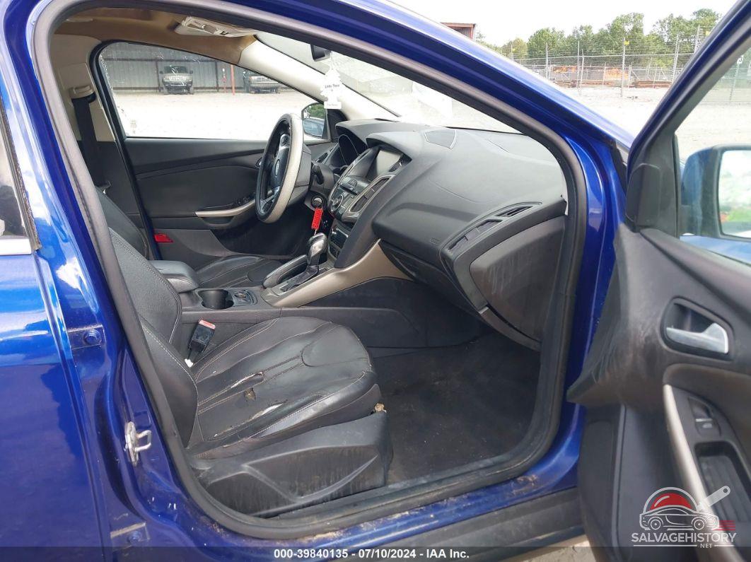 1FAHP3H2XCL398980 2012 FORD FOCUS photo no. 5
