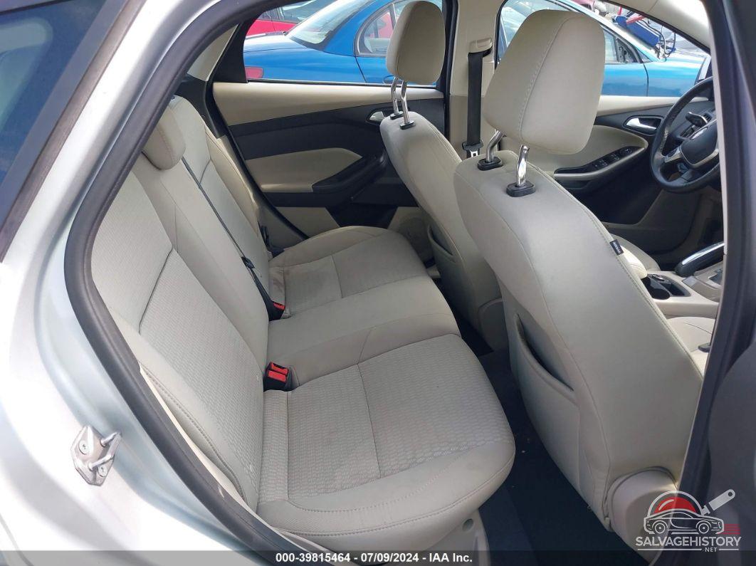 1FAHP3M28CL167128 2012 FORD FOCUS photo no. 8