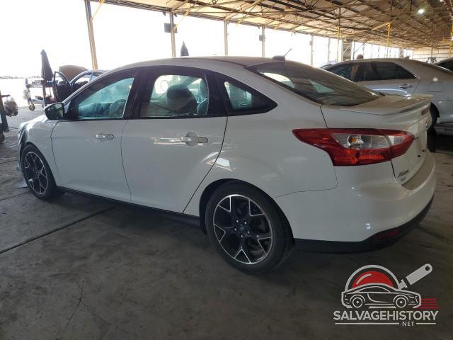 1FADP3F26EL109792 2014 FORD FOCUS photo no. 2