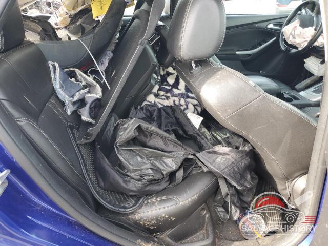 1FADP3K21EL375453 2014 FORD FOCUS photo no. 10