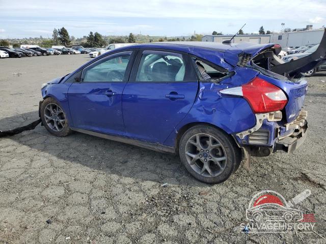1FADP3K21EL375453 2014 FORD FOCUS photo no. 2