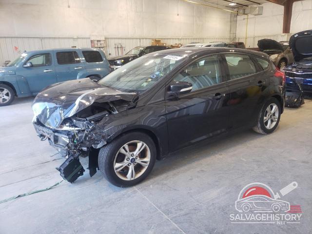 1FADP3K22EL142536 2014 FORD FOCUS photo no. 2