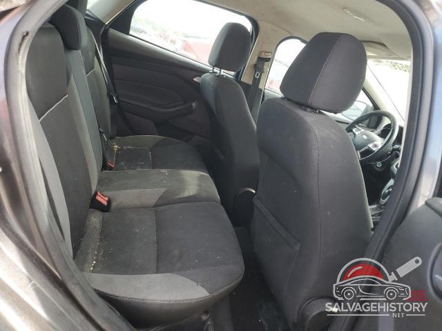 1FADP3K26EL452673 2014 FORD FOCUS photo no. 10