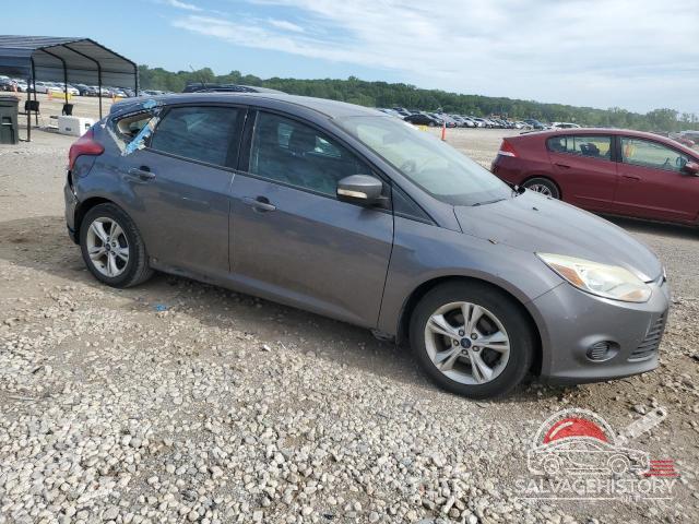 1FADP3K26EL452673 2014 FORD FOCUS photo no. 4