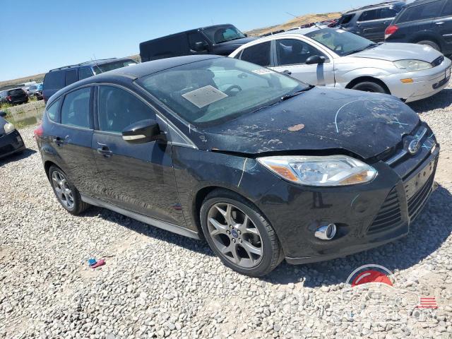 1FADP3K2XEL383762 2014 FORD FOCUS photo no. 4