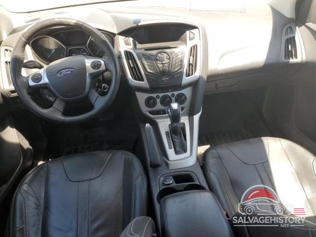1FADP3K2XEL383762 2014 FORD FOCUS photo no. 8